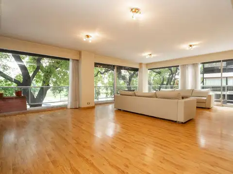 Departamento en Venta con 2 cocheras