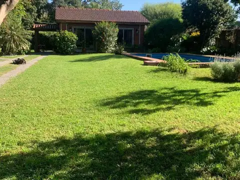 Casa en Venta en Ingeniero Adolfo Sourdeaux, USD 200.000