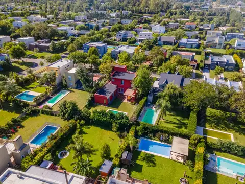 Casa  en Venta en Santa Guadalupe, Pilar del Este, Pilar