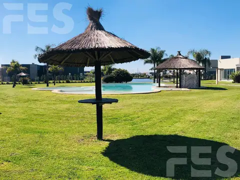 Terreno en venta  en La Alameda Canning