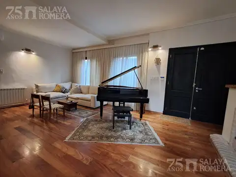 Casa en Alquiler de 3 dormitorios