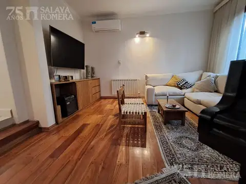 Casa 6 ambientes con 3 baños