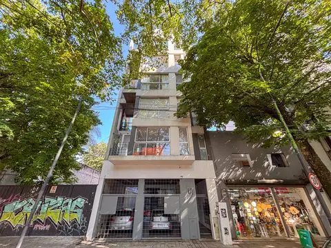 53 e/ 4 y 5 400, Piso 4