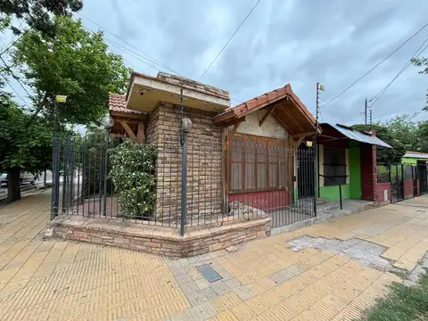 Casa en Venta en Coronel Dorrego, USD 120.000