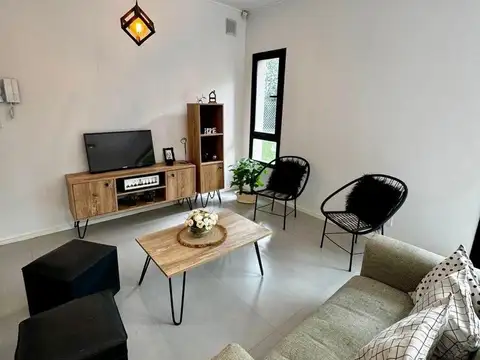 Dr Maiztegui 2826 - Casa 3  dormitorios (Funes)