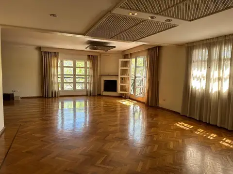 Departamento 6 ambientes con 3 baños