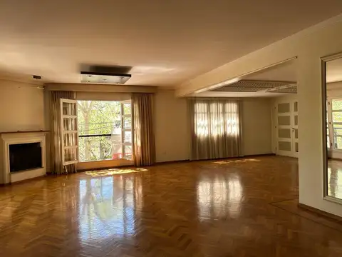 Departamento 6 ambientes con 3 baños