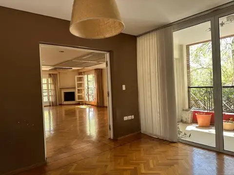 Departamento en Venta con 2 cocheras