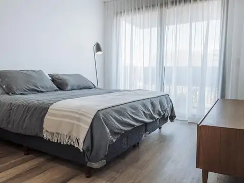 Delgado 1117 5ºA/ Bloom / gran depto. de 4 amb c/dorm en suite. Parrilla propia.