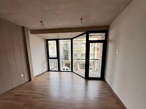 DEPARTAMENTO DE 1 AMBIENTE CON BALCÓN