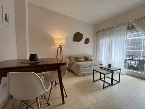 DEPARTAMENTO DE 2 AMBIENTES AL FRENTE CON BALCON, PASEO ALDREY