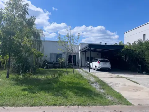 Casa en Venta en San Gabriel, USD 293.000