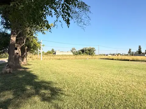 ¡Es el lugar perfecto para construir la casa que siempre has soñado! Barrio Los Prados, Calle Emilio Catro y Rojas