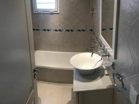 Departamento 3 ambientes con 2 baños