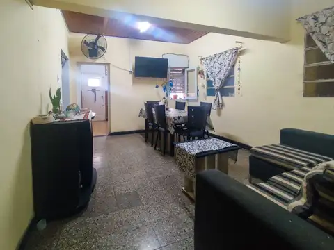 CASA A LA VENTA 20 DE JUNIO ESQUINA BELGRANO VG.G.