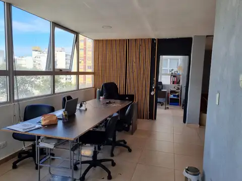 Oficina en Alquiler al Noreste