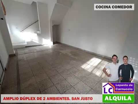 Depto Tipo Casa 2 ambientes con 1 baño