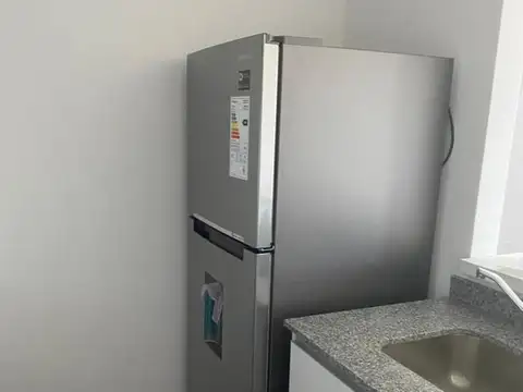 Departamento en Alquiler Temporal en Refinerias, $ 800.000