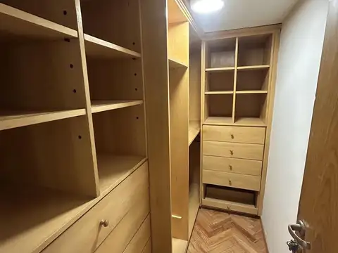Av. Libertador 3890 -  Muy lindo departamento en La Lucila