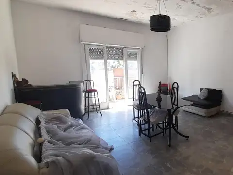 Depto Tipo Casa 3 ambientes con 1 baño