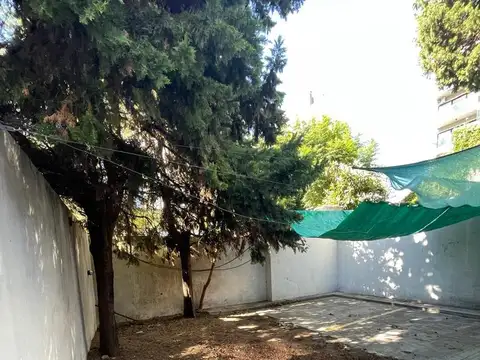 Cochera en Urquiza R