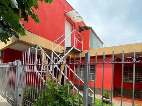 Depto Tipo Casa en Alquiler de 2 ambientes