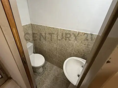 Estrada 1100, Piso 0