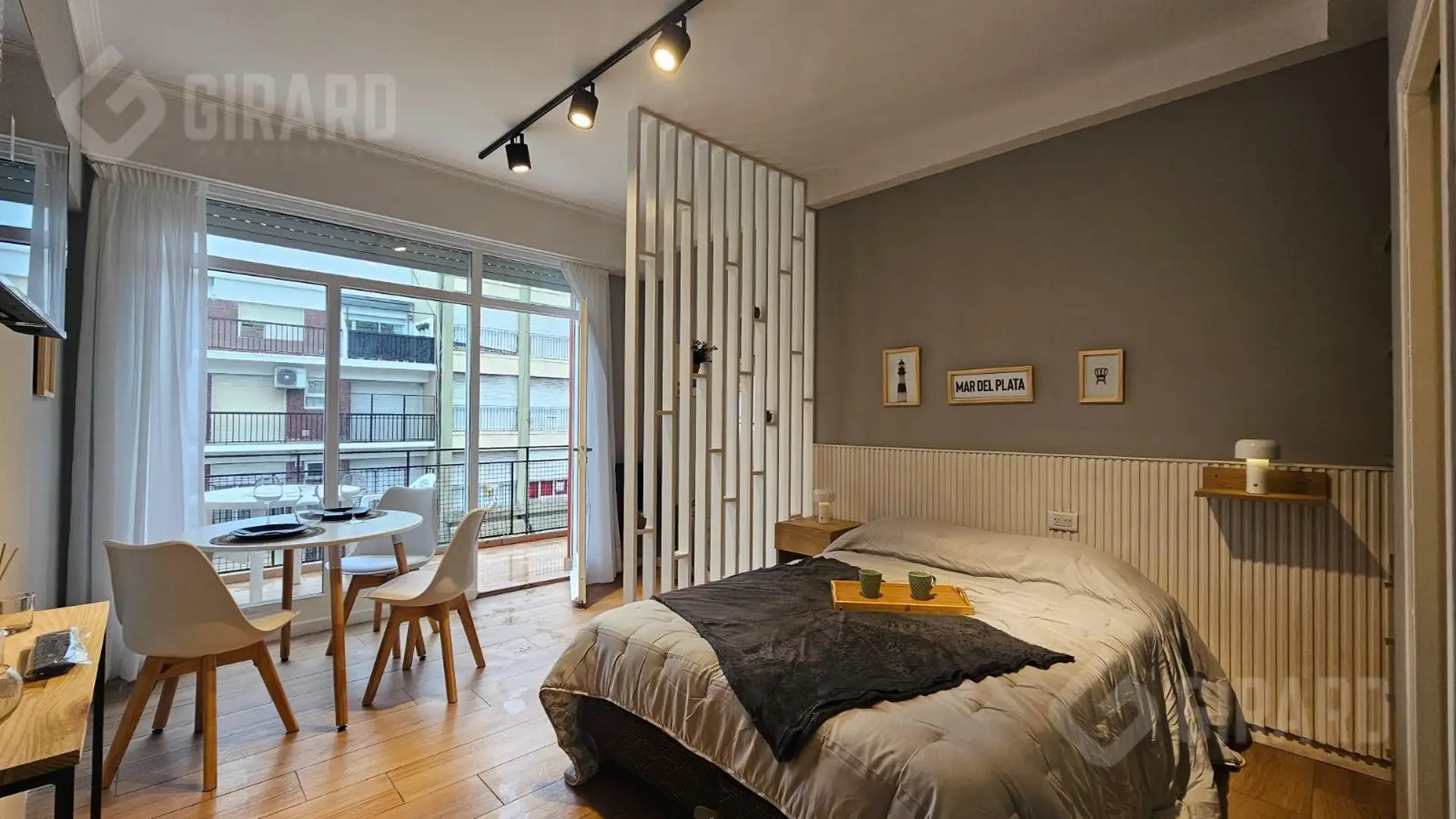 Venta de Departamento 1 ambiente en zona centro, reciclado y amoblado
