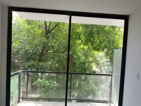 Depto 42 m² en alquiler con balcón a cuadras del Congreso Nacional. Ideal oficina. apto profesional