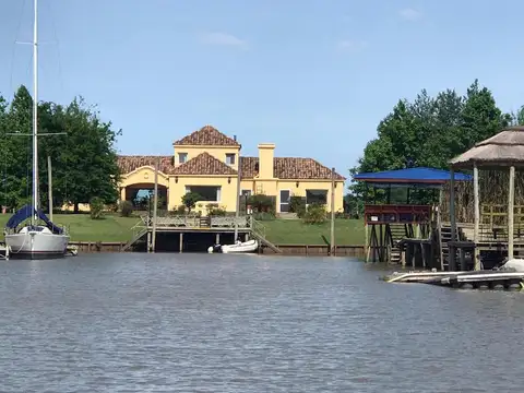 Canal del Este y Arroyo perdido, Delta Tigre, Barrio Privado Náutico "Isla del Este"