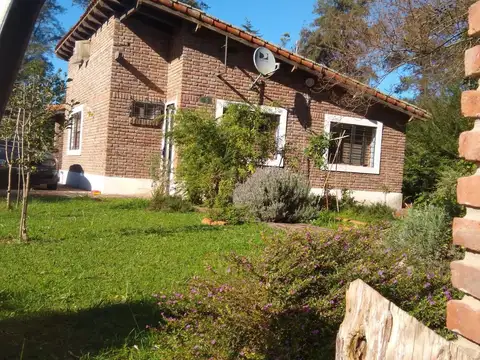 Casa 3 ambientes con 2 baños