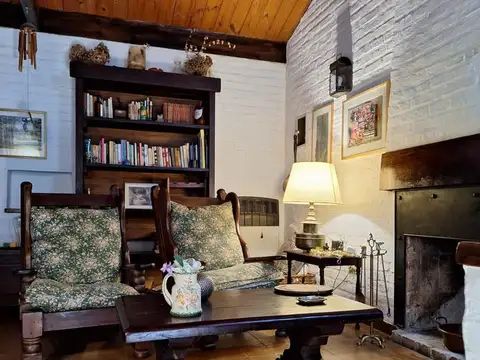 Casa 3 ambientes con 2 baños