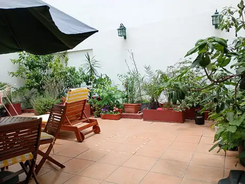 Tipo Casa 4 Amb. Excelente Estado C/ Fondo, Cuenca al 3800