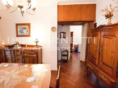 El Gaucho 5900, Piso 1