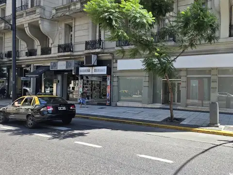 Local en Alquiler 80 años