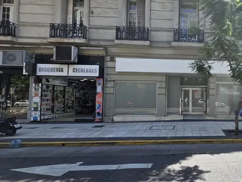 Local en Alquiler en Barrio Norte. Santa Fe y Talcahuano