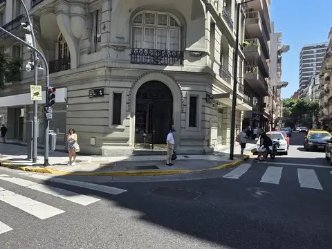 Local en Alquiler 80 años