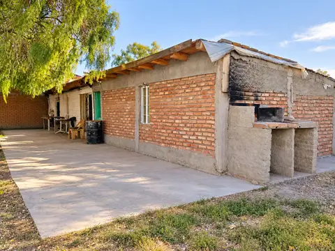 Galpon en Venta en Perdriel, USD 295.000