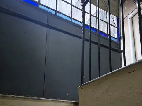 Departamento de Estilo Antiguo 5 AMBIENTES AMPLIOS Excelente Ubicación – San Cristóbal