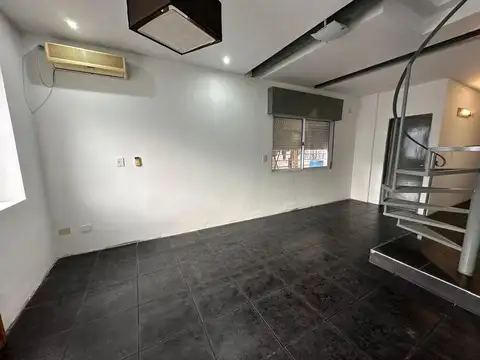 Depto Tipo Casa en Venta de 1 dormitorio