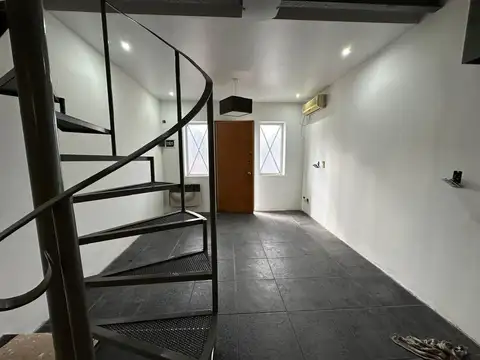 Depto Tipo Casa en Venta 6 años