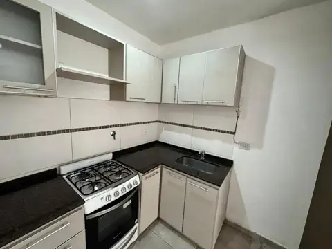 Departamento en Alquiler en San Antonio de Padua, $ 600.000