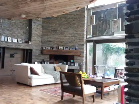 Casa 7 ambientes con 3 baños