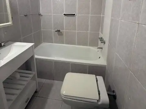 Departamento en Alquiler en Plaza Colon, $ 490.000