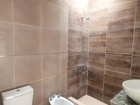 Departamento en Alquiler con 1 cocheras