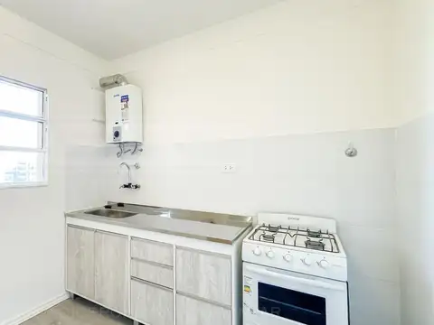 Departamento en Alquiler en La Lucila-Vias/Maipu, $ 700.000