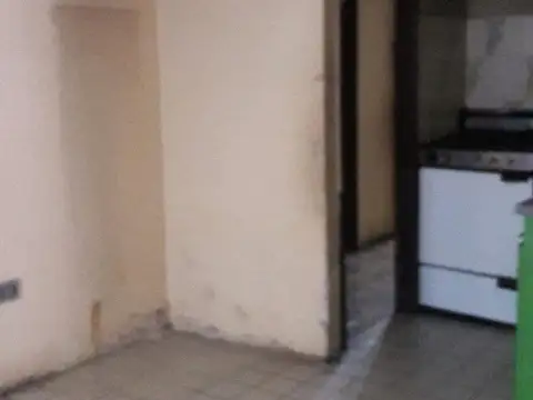 M. CANE 1283 - CASA - ACTUALMENTE ALQUILADA.CON COCHERA - PATIO