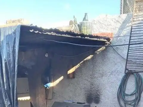 Depto Tipo Casa 5 ambientes con 2 baños