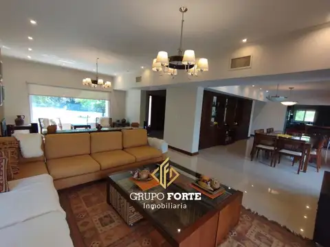 Casa en Venta en Potrerillo de la Larreta, USD 749.000