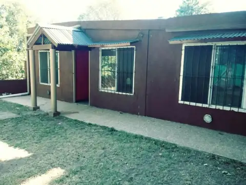 Casa en Venta con 3 cocheras